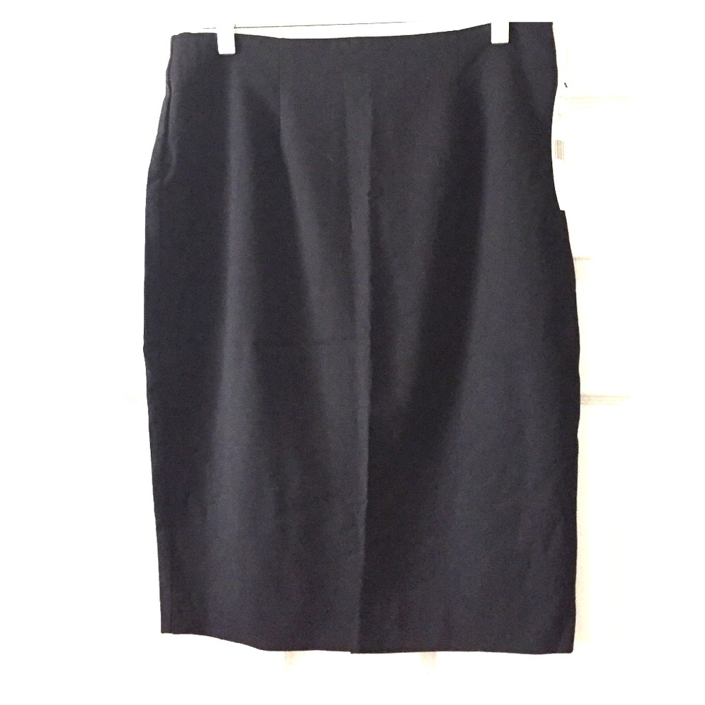 Larry Levine Pencil Skirt - NWT